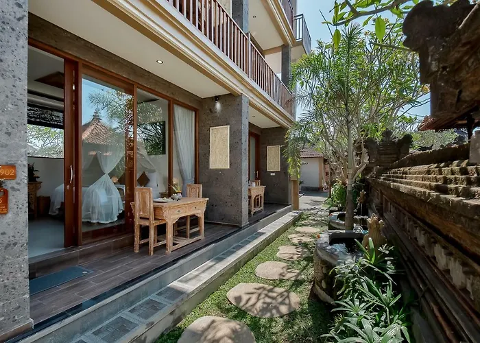 Santosha Place ゲストハウス 4*